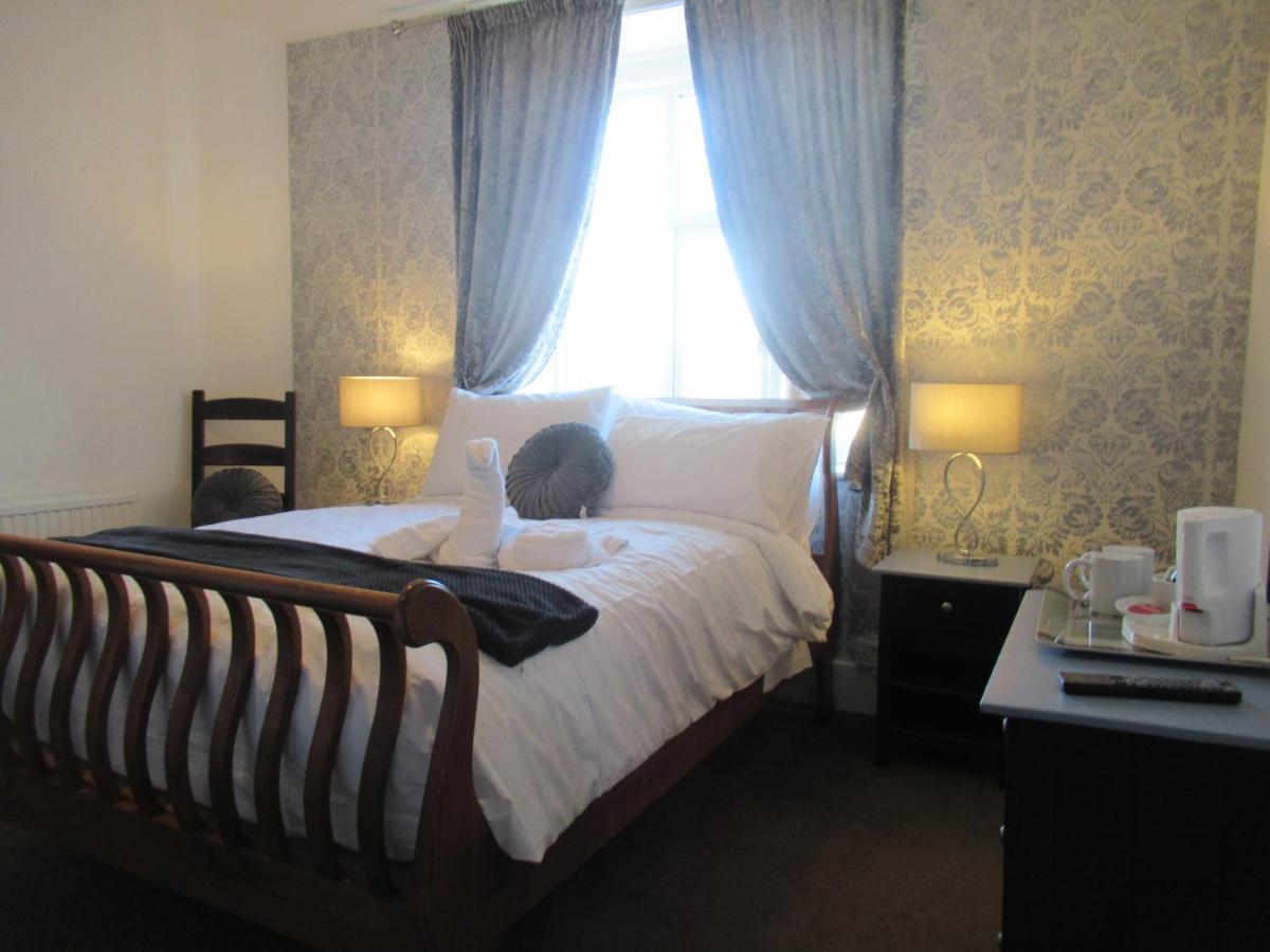 Captain Howey Hotel Ню Ромни Екстериор снимка