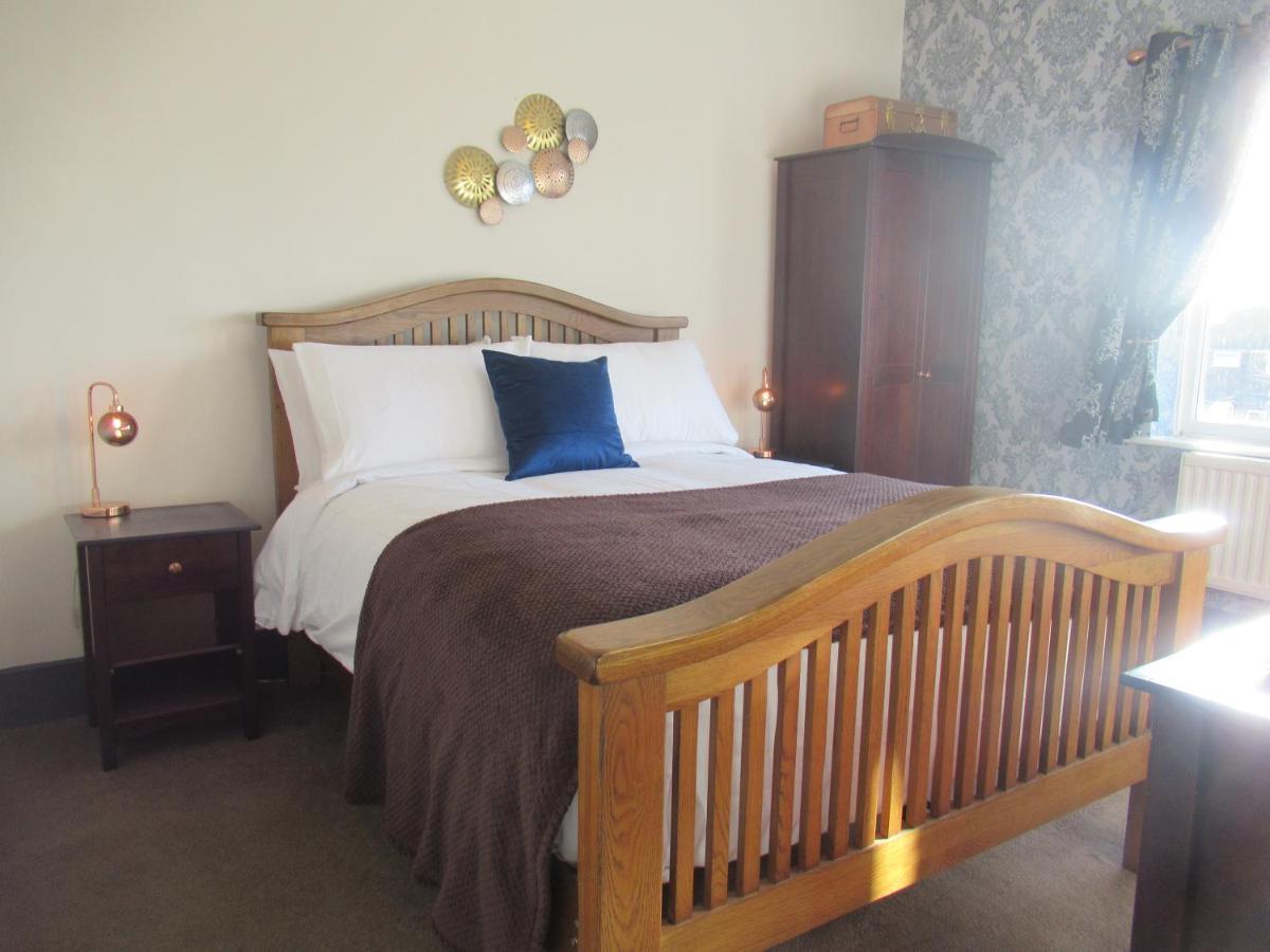 Captain Howey Hotel Ню Ромни Екстериор снимка