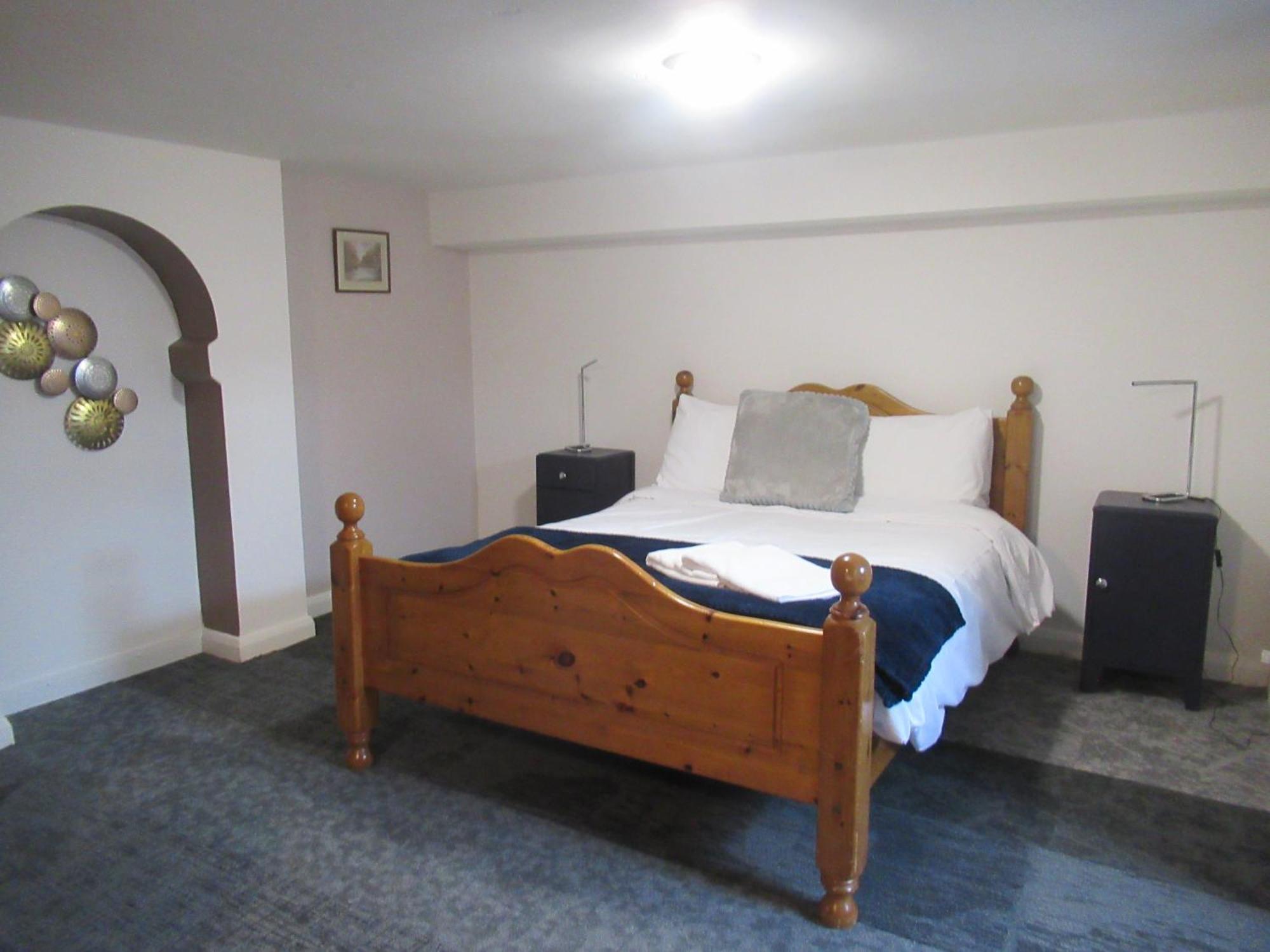 Captain Howey Hotel Ню Ромни Екстериор снимка