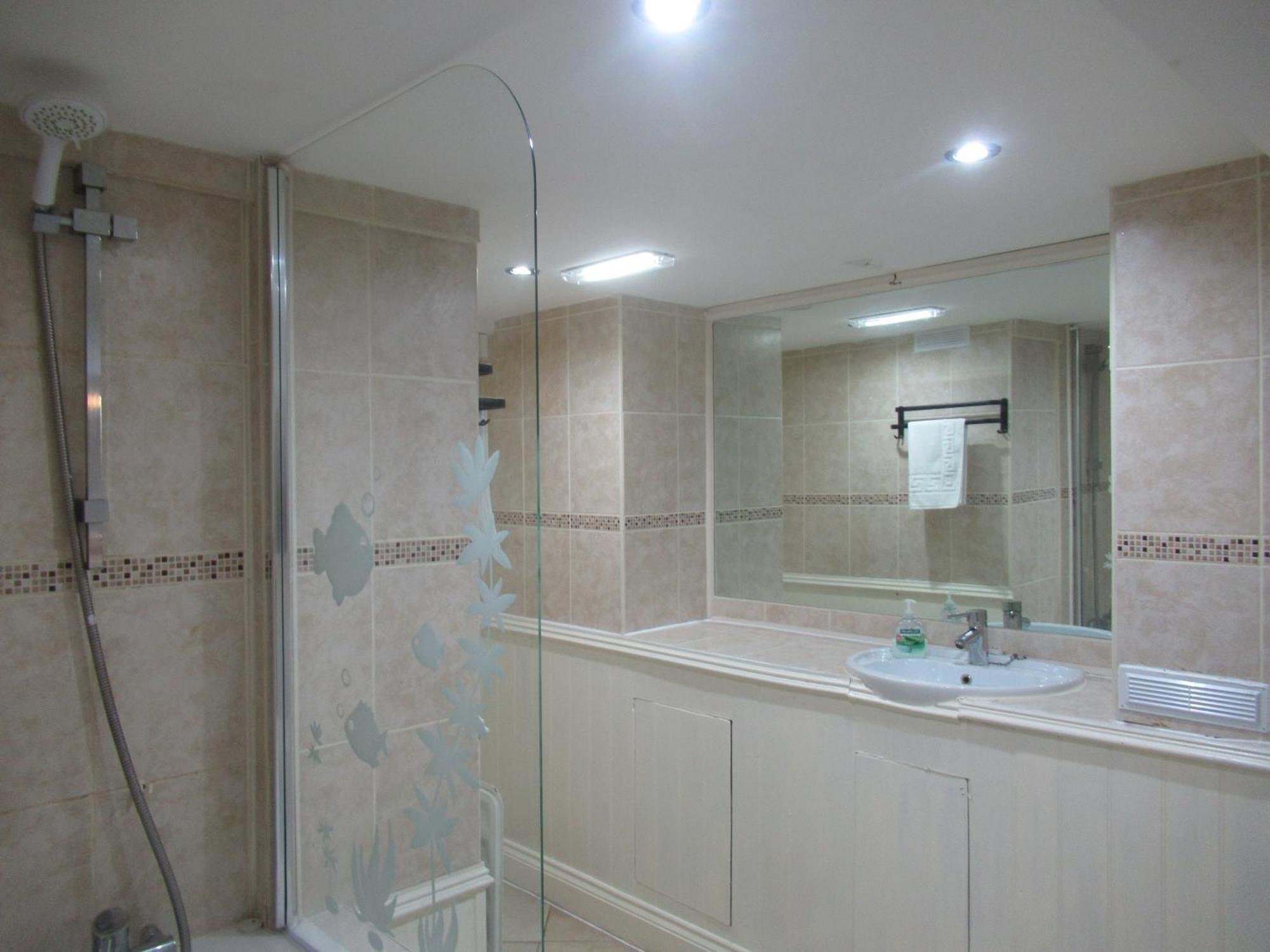 Captain Howey Hotel Ню Ромни Екстериор снимка