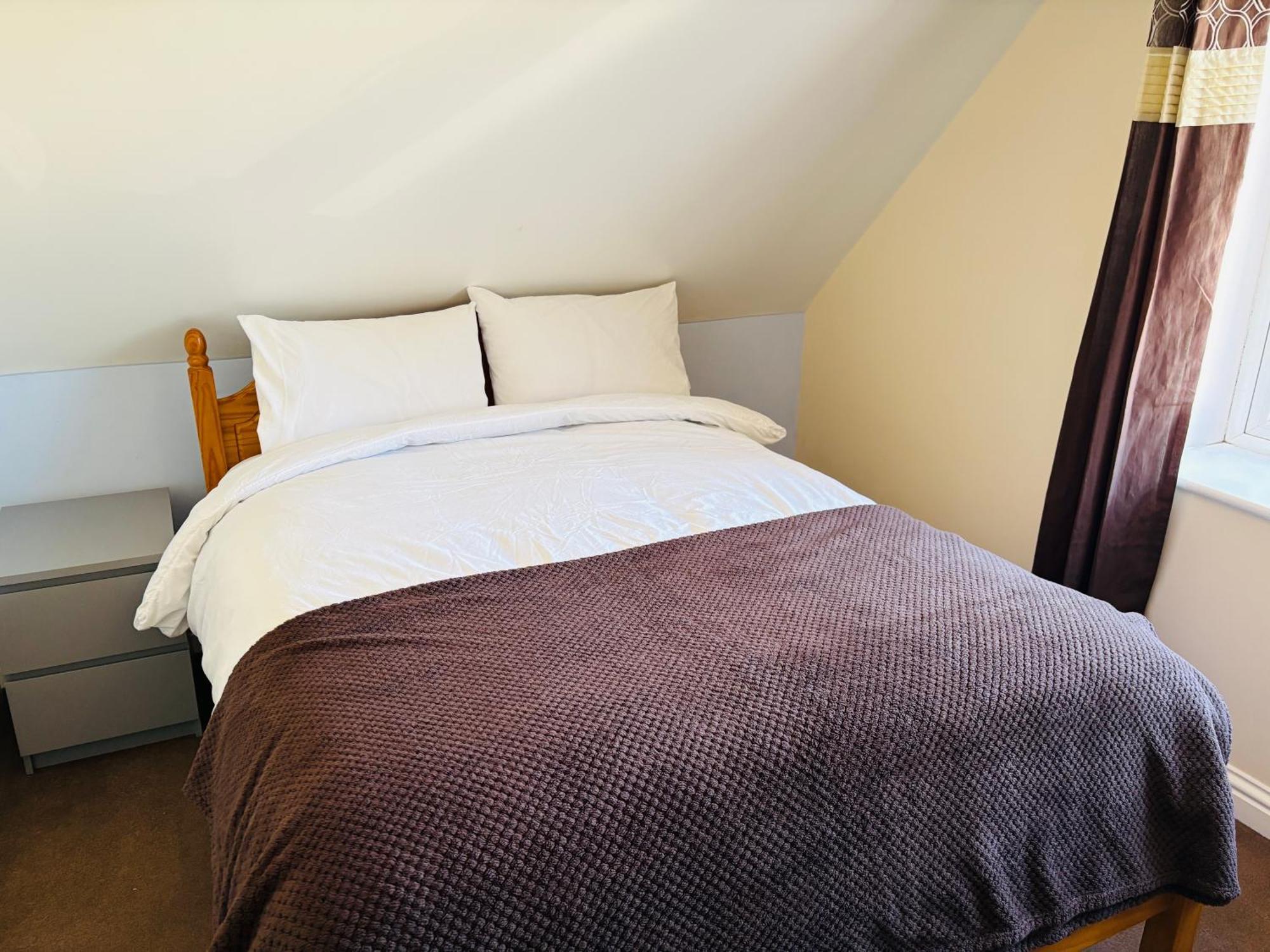 Captain Howey Hotel Ню Ромни Екстериор снимка